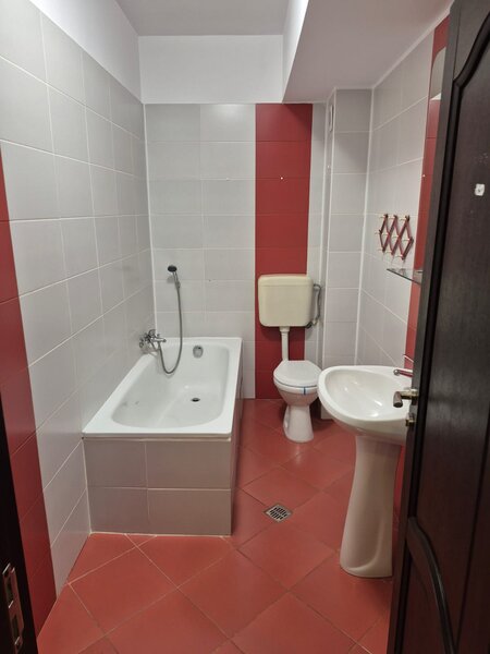 Militari, Apusului, 5 minute de metrou Pacii.